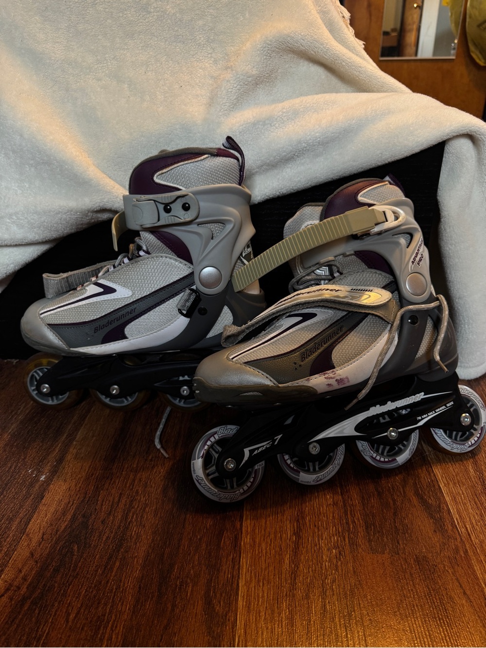 Women's Adjustable Inline Skates - Gray & Purple